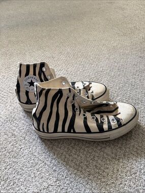 Converse Zebra-Print High-Top Sneakers - Black & Cream